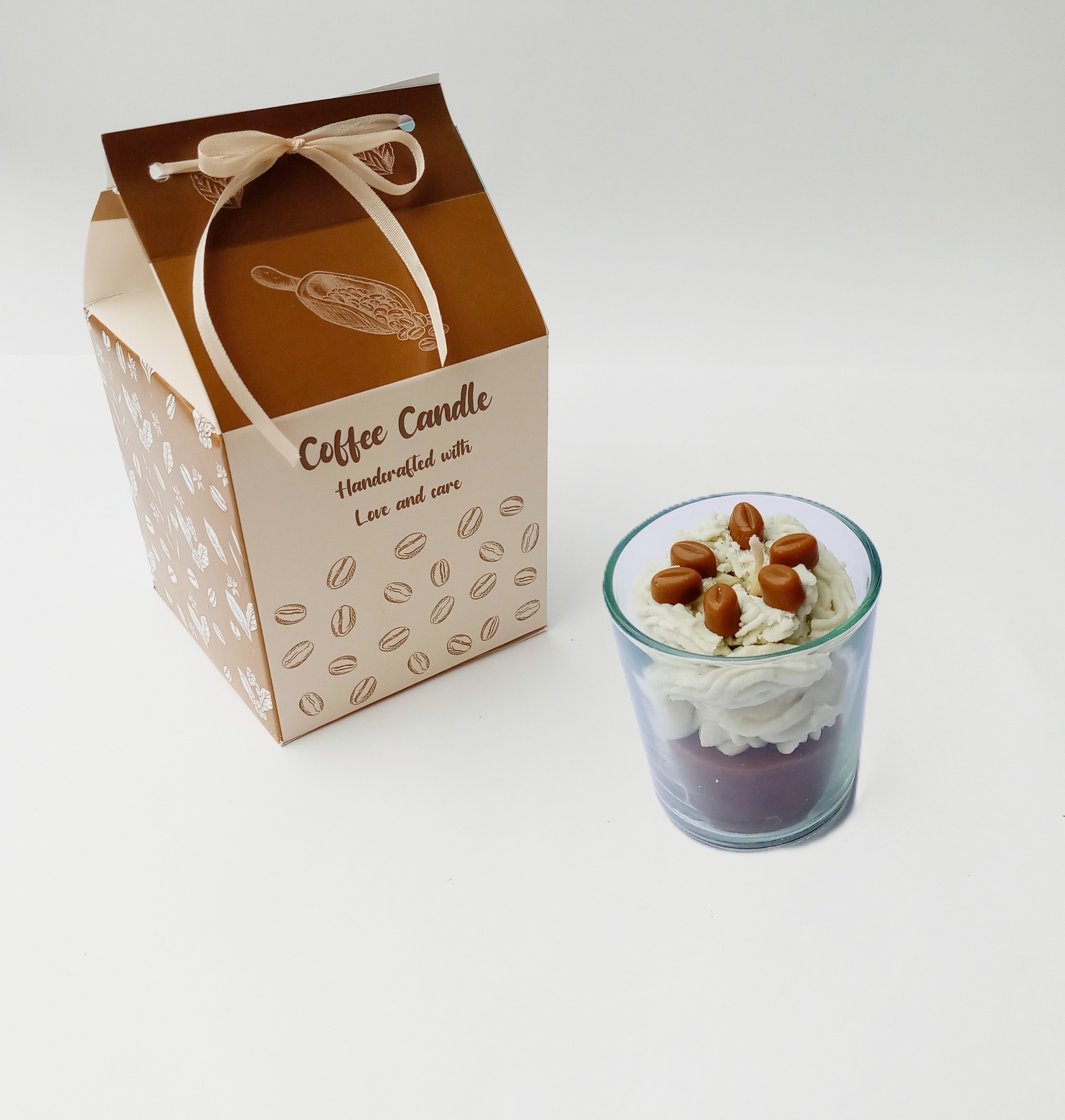 Vela decorativa tipo postre aroma capuchino